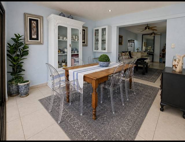 2 BEDROOM TOWNHOUSE FOR SALE IN PEACEHAVEN